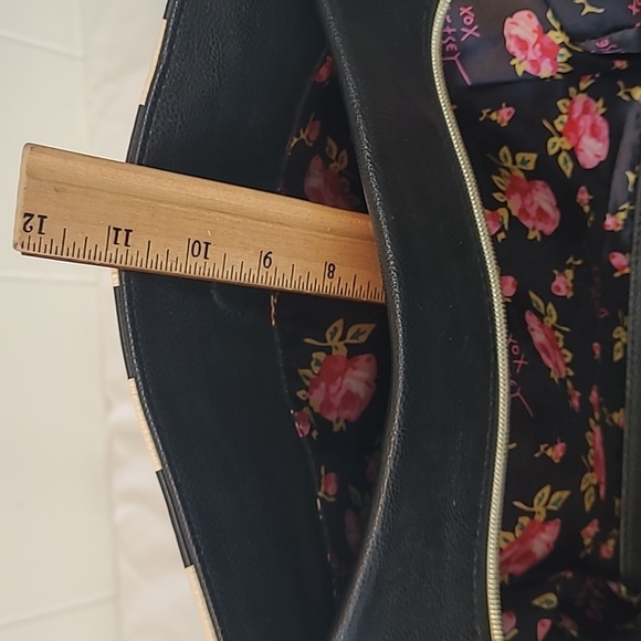 Betsey Johnson Black & White Striped Shoulder Bag with Pearl/Sequin Butterfly - Picture 14 of 15